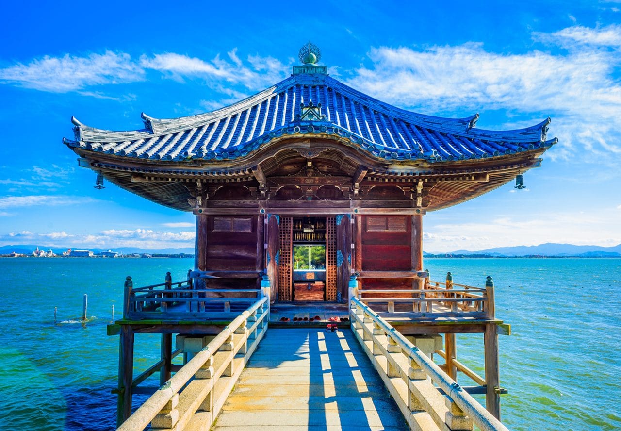 One-day tour to Lake Biwa Observatory, Shirahige Shrine, and Ukimido — OlaChill day tour