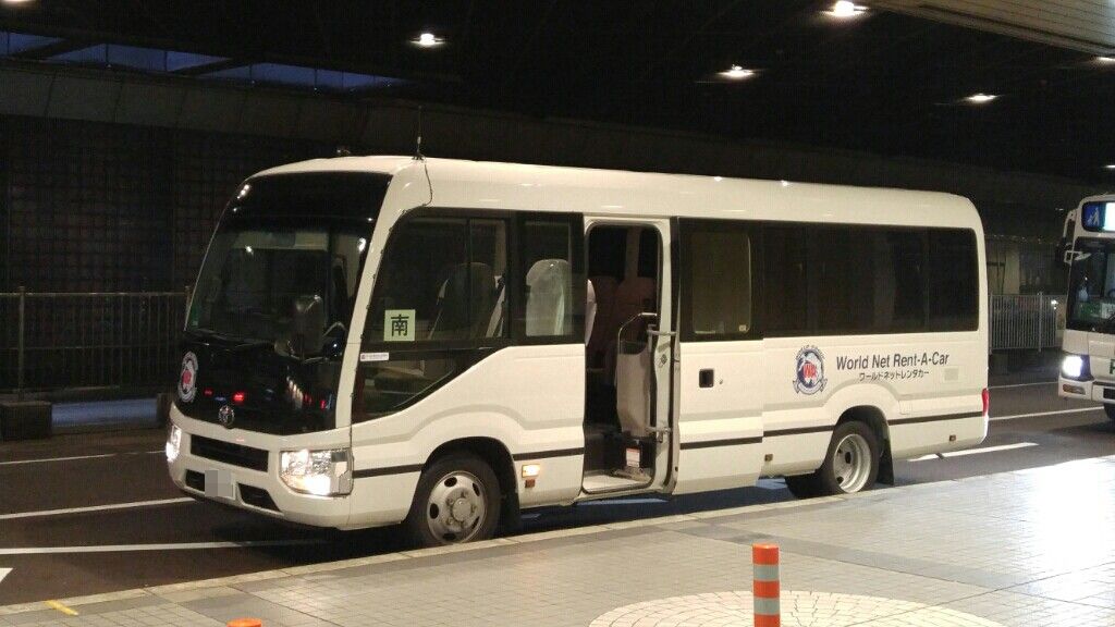 What Bus Size Does Your Group Need in Japan?