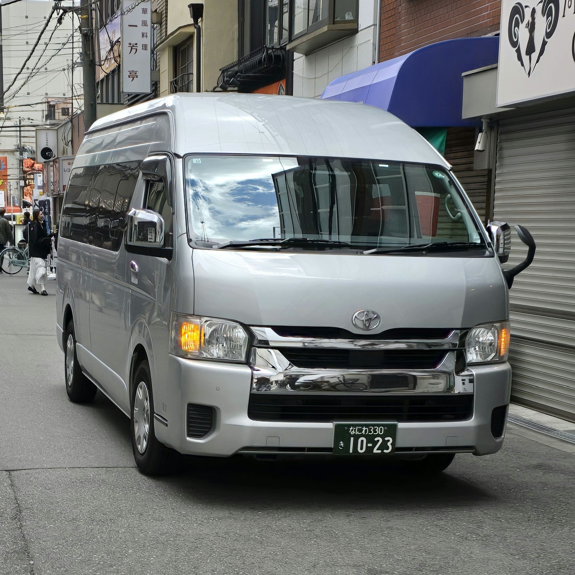 Guía del HiAce Grand Cabin de 16 plazas para grupos en Japón