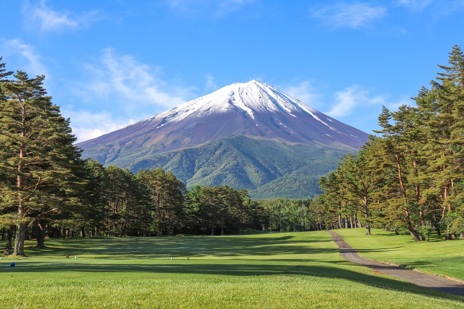 Onsen with a mountain view