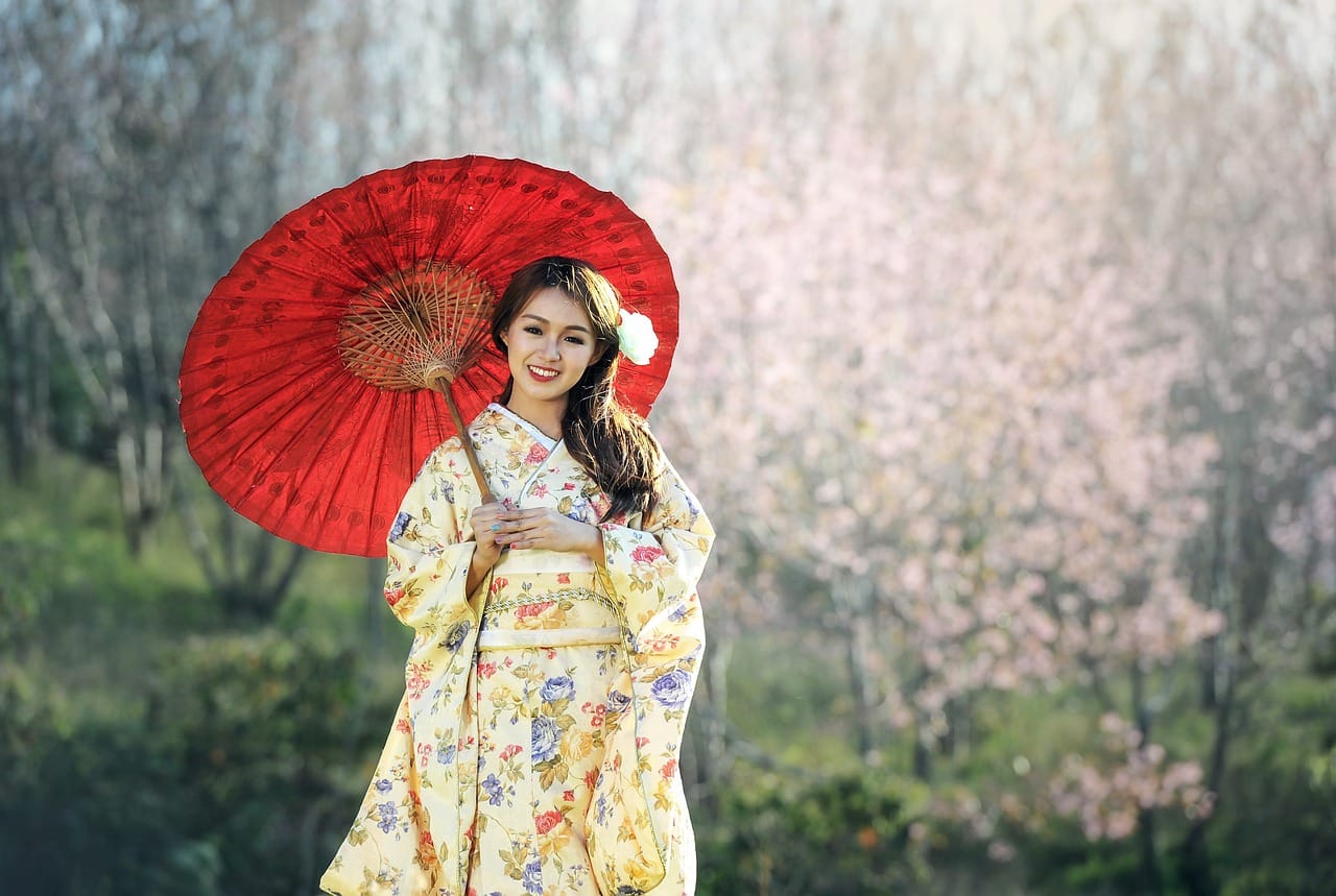 What Is the Difference Between Kimono and Yukata? How to Tell Them Apart for Your Trip to Japan