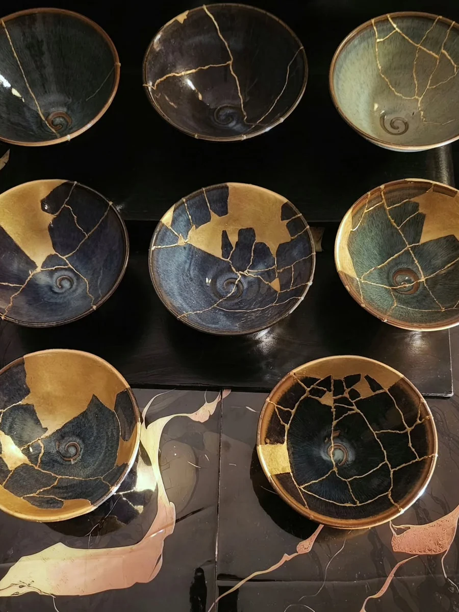 Kintsugi: mend broken pottery with gold, take it home — 4