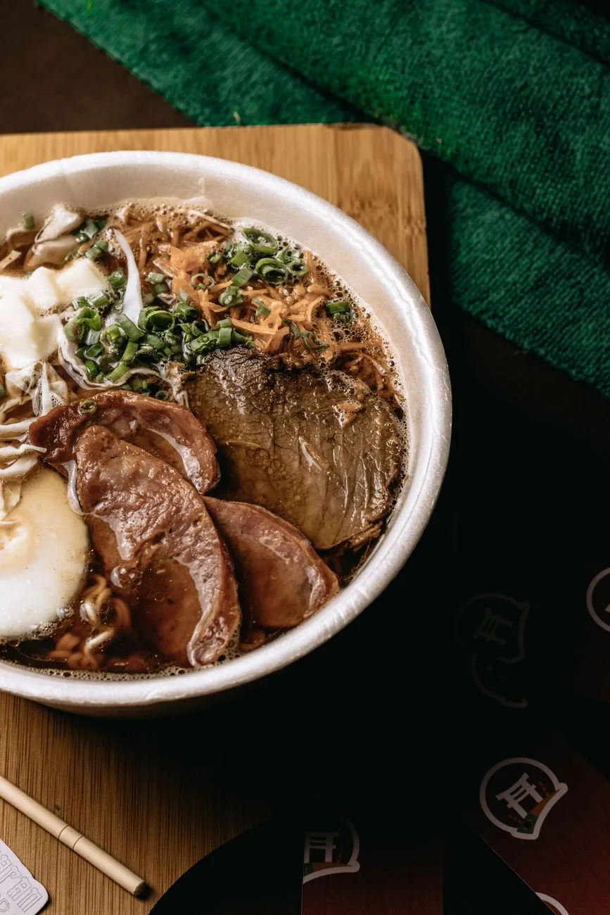 Ruta de ramen: 3 locales, 3 estilos de caldo — 1
