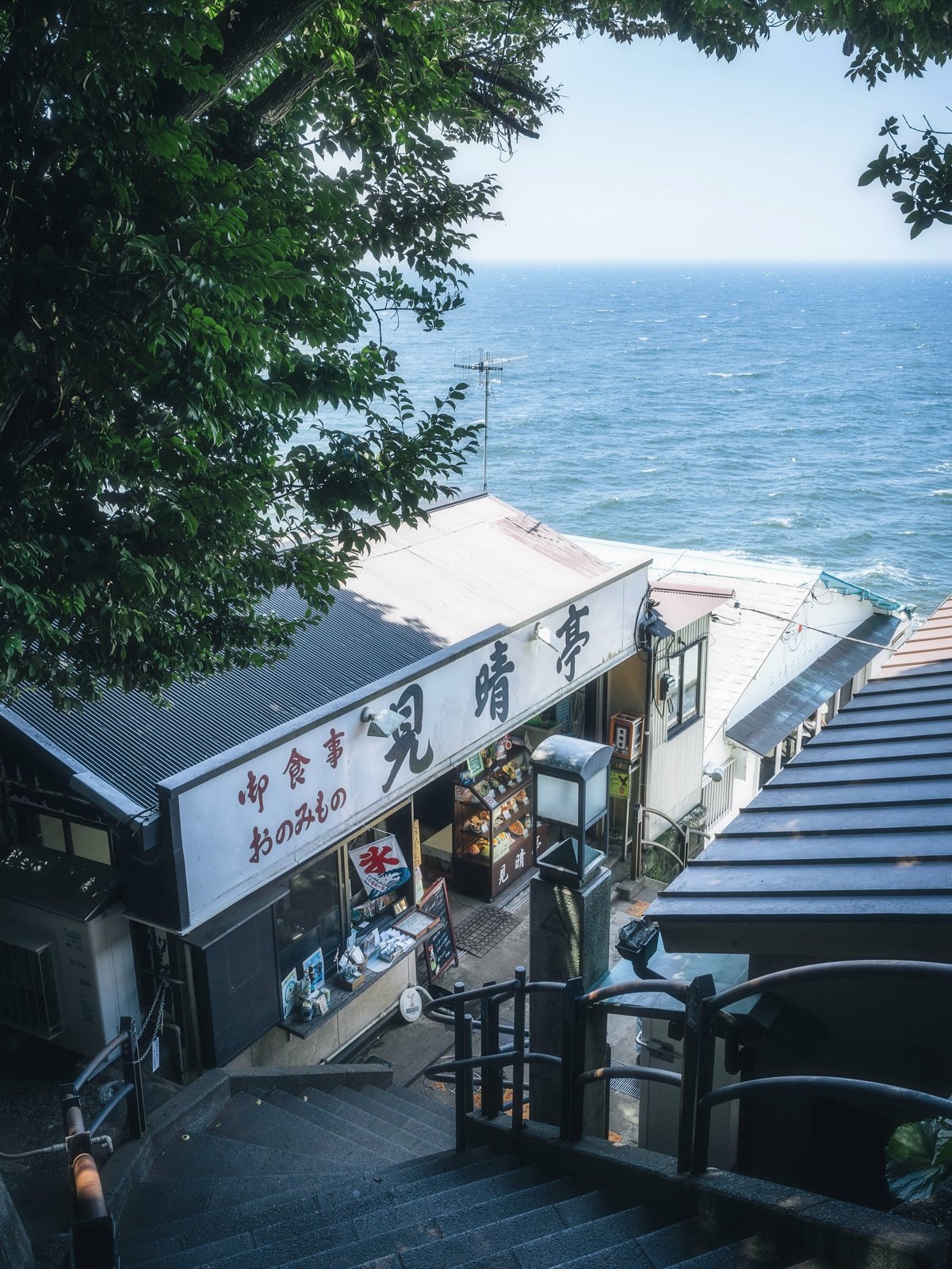 Kamakura Great Buddha, Hase-dera and the coast — 3