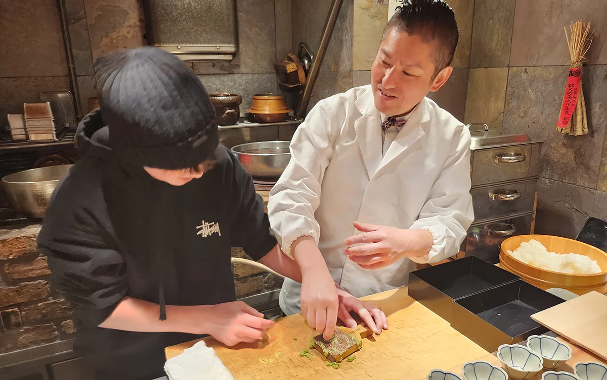 Toyosu fish market at dawn + sushi class — 3