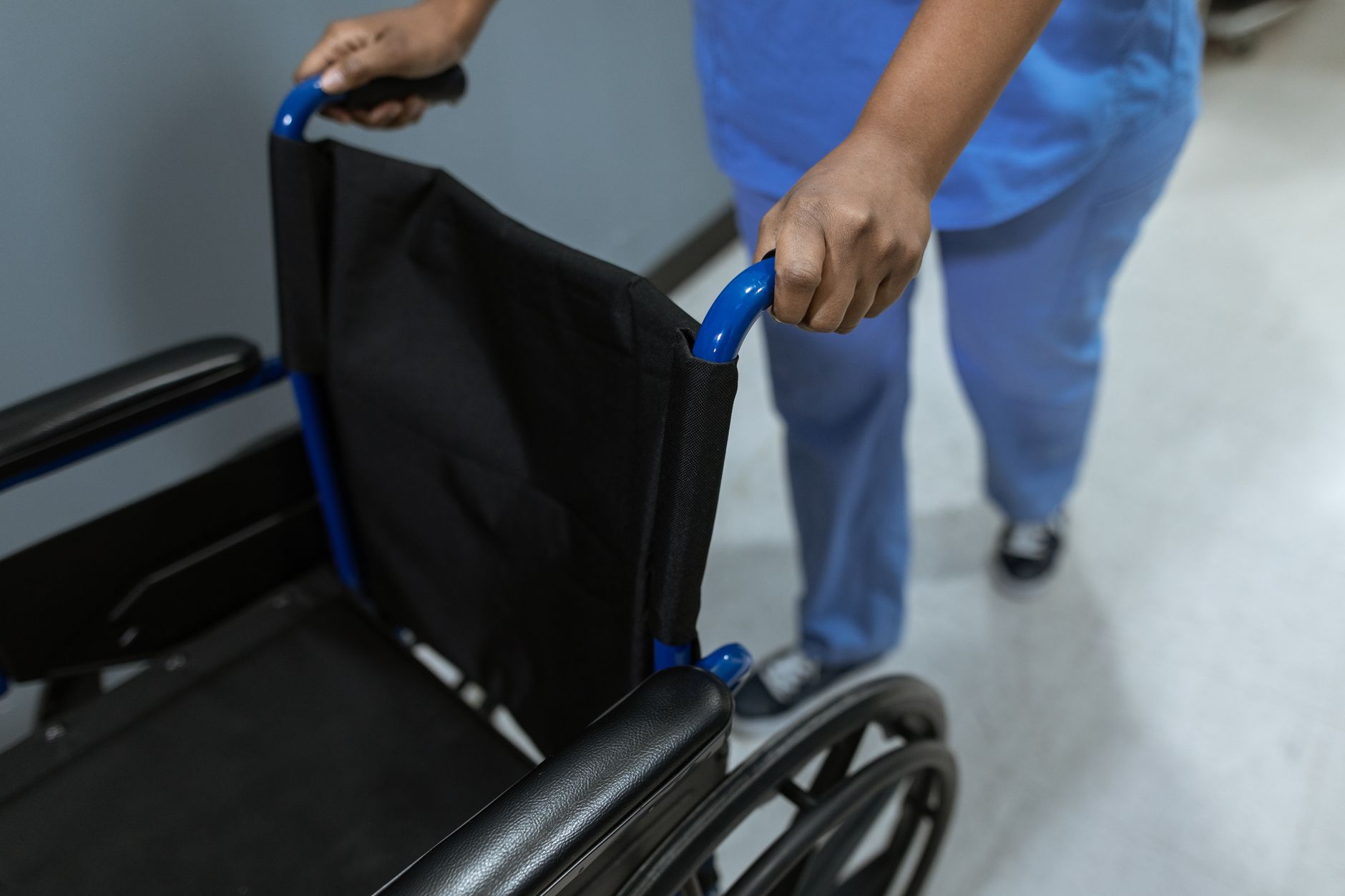 Wheelchair Travel in Japan for Medical Guests: Airports, Private Cars, Hotels