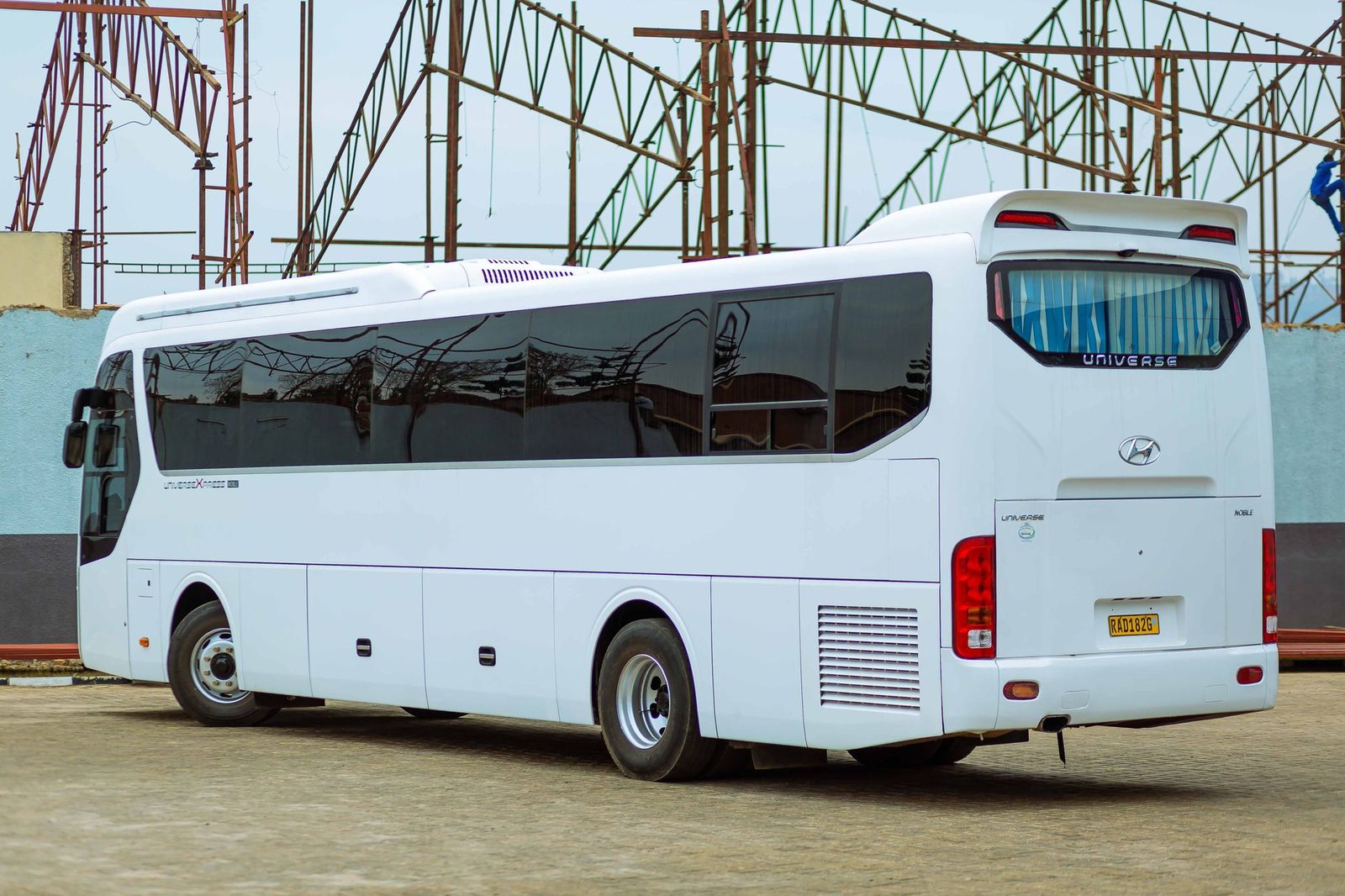 Noleggiare un autobus da 45 posti a Sendai: guida completa ai viaggi di gruppo