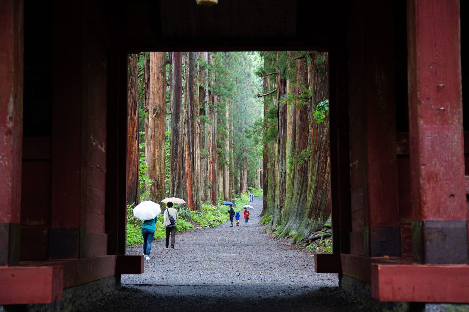 Von Osaka nach Koyasan: Eine Pilgerreise in der Gruppe mit einem Charter-Minibus