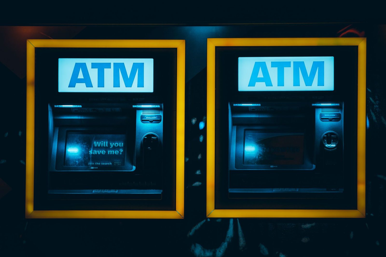 So heben Sie mit indischen Karten in Japan Bargeld ab