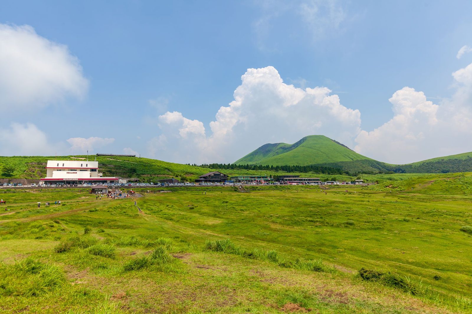 Guida Completa alla Yamanami Highway! Itinerari Panoramici e Attrazioni Turistiche nei Dintorni di Kyushu