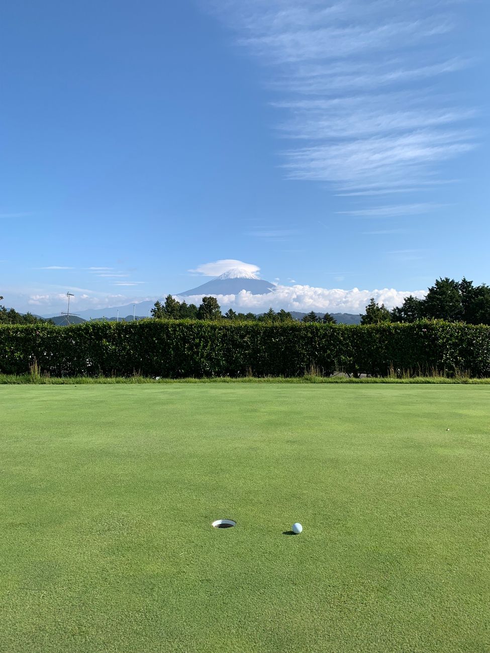 All-Inclusive Tokyo Golf Day: private luxury car, tee-time already held — 2