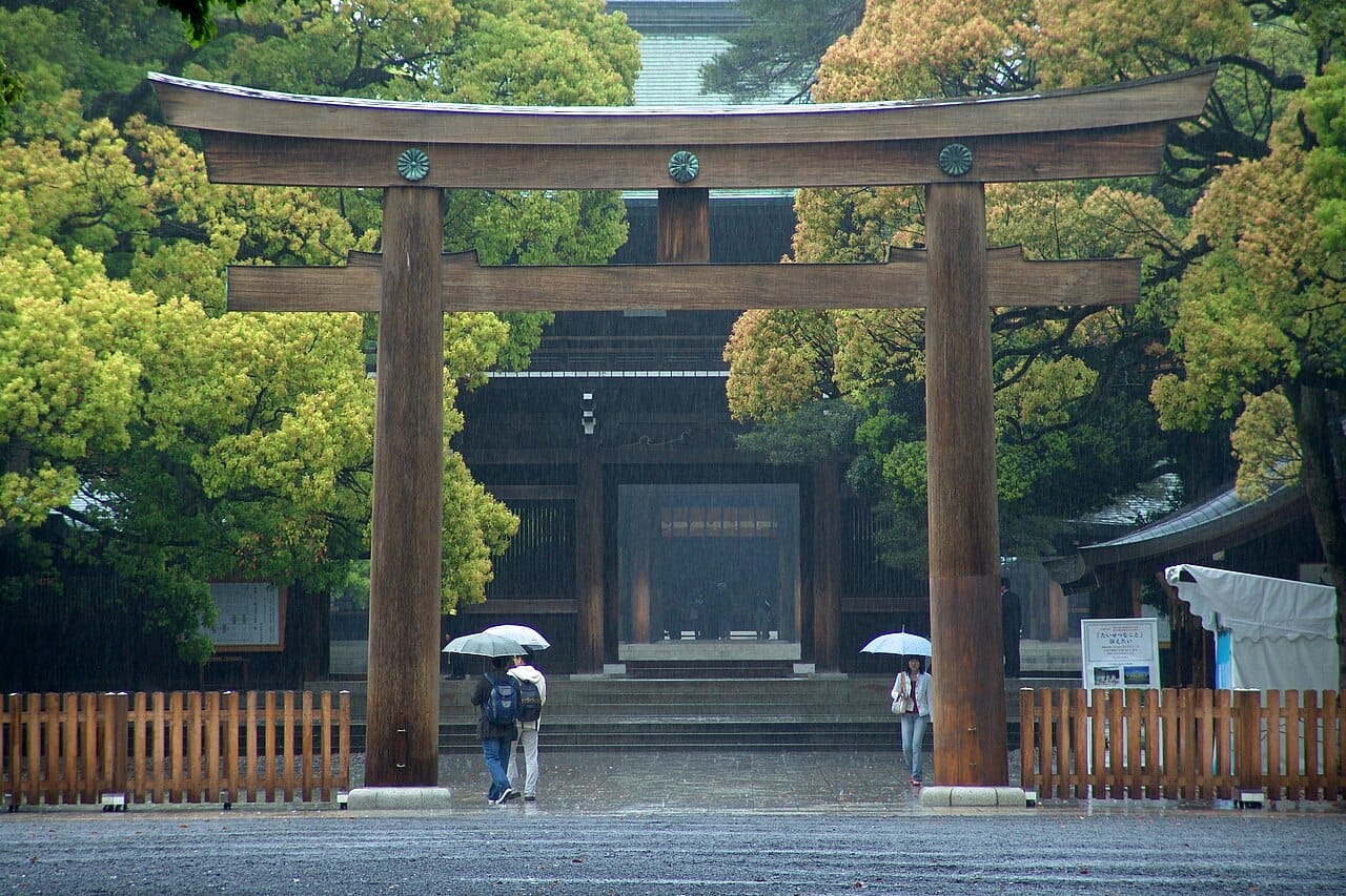 Guide to Meiji Jingu Shrine: Worship Etiquette, Goshuin Seals, and Kiyomasa's Well