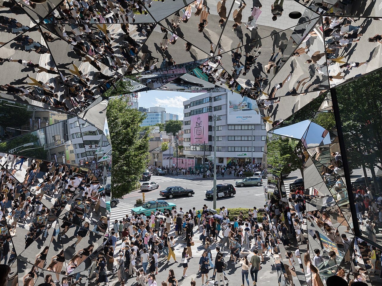 Omotesando y Aoyama: arquitectura emblemática y tiendas selectas