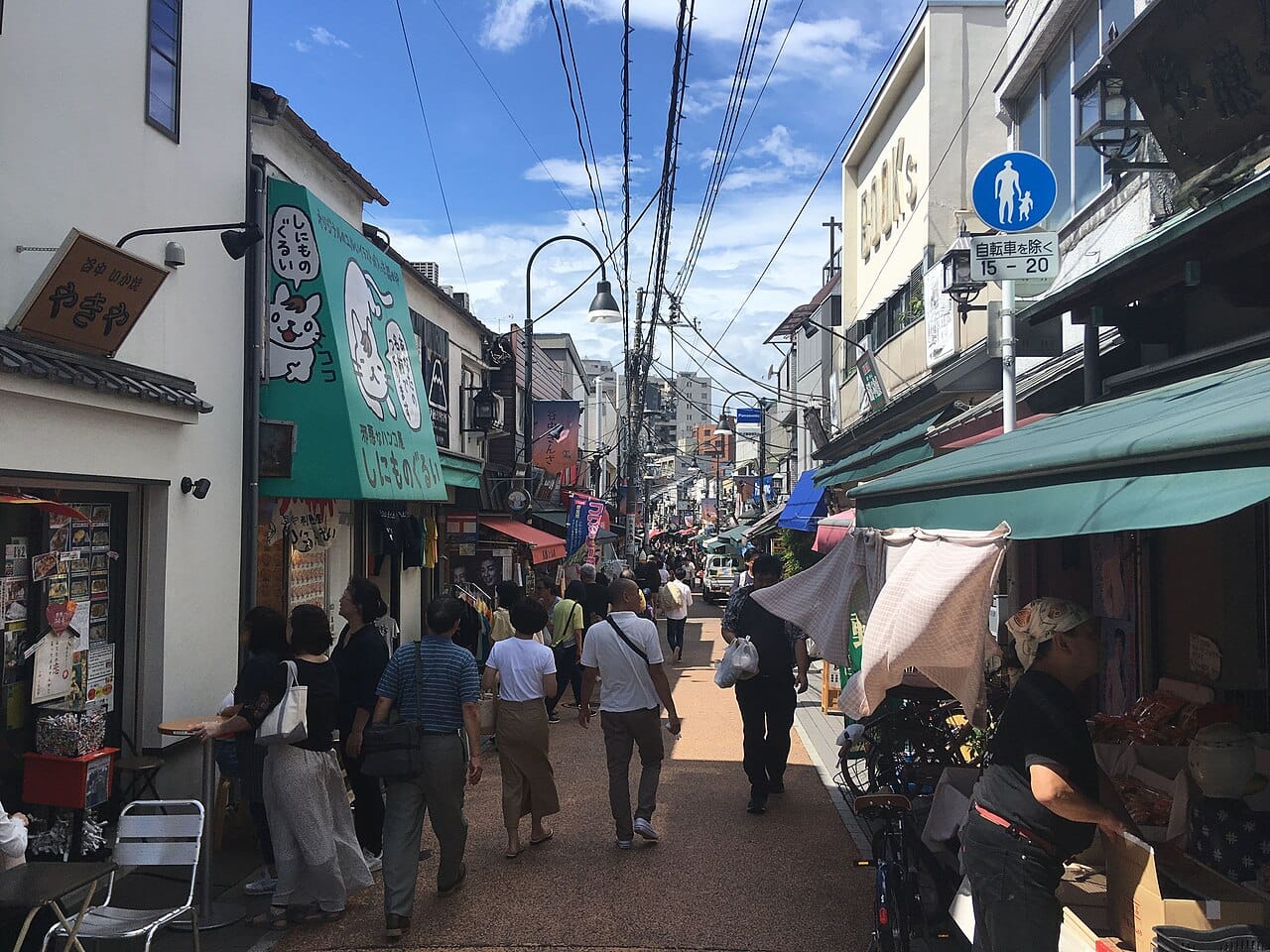Yanaka, Nezu, and Sendagi: A Retro Downtown Stroll