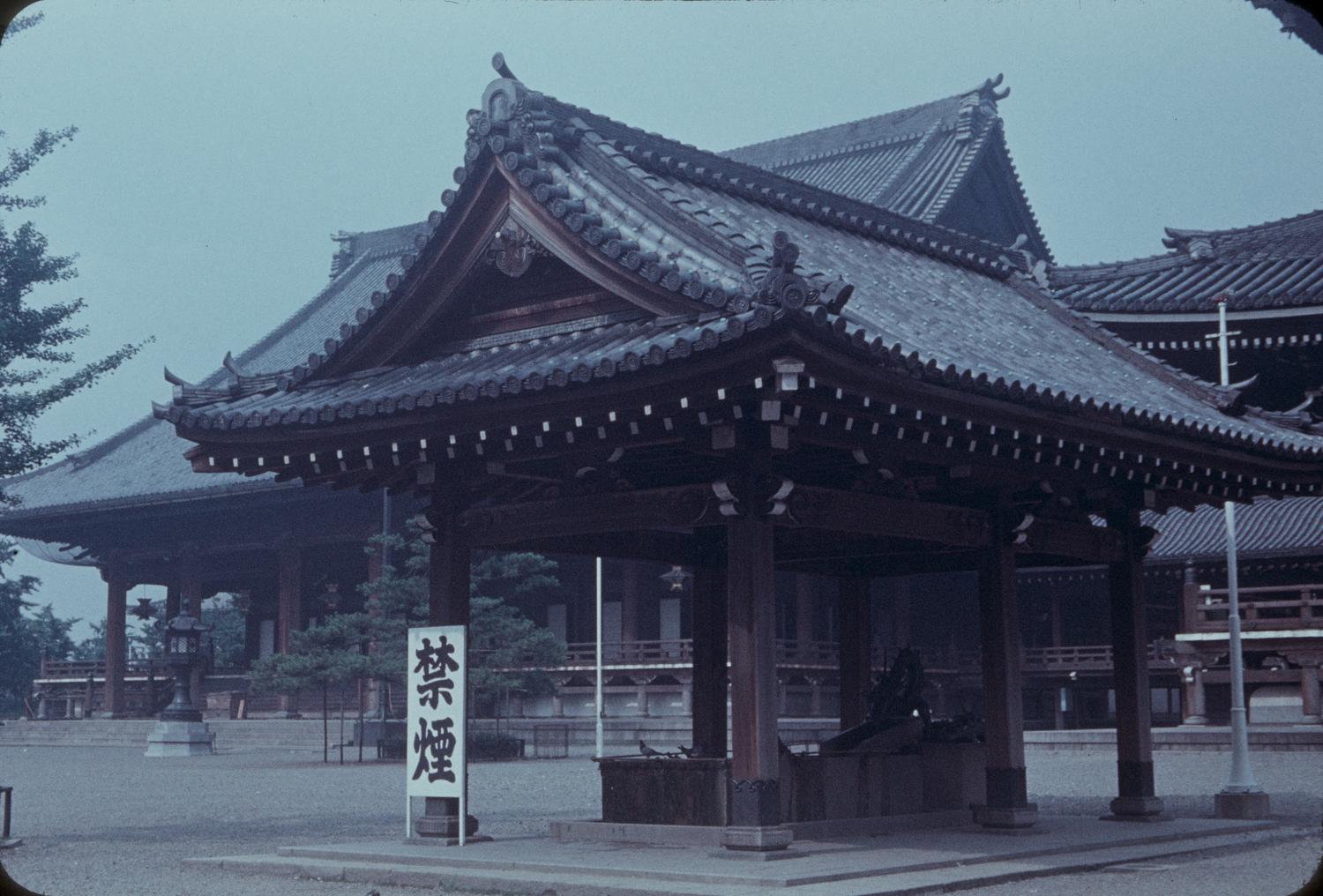 Hatsumōde – New Year's First Shrine Visit in Japan's Snow-Covered Sacred Temples