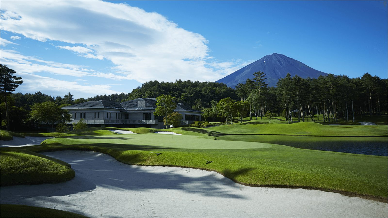 Golf am Fuß des Fuji