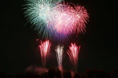 Hyogo – July 20 SHIRASAGI Fireworks Festival in Matogata Beach
