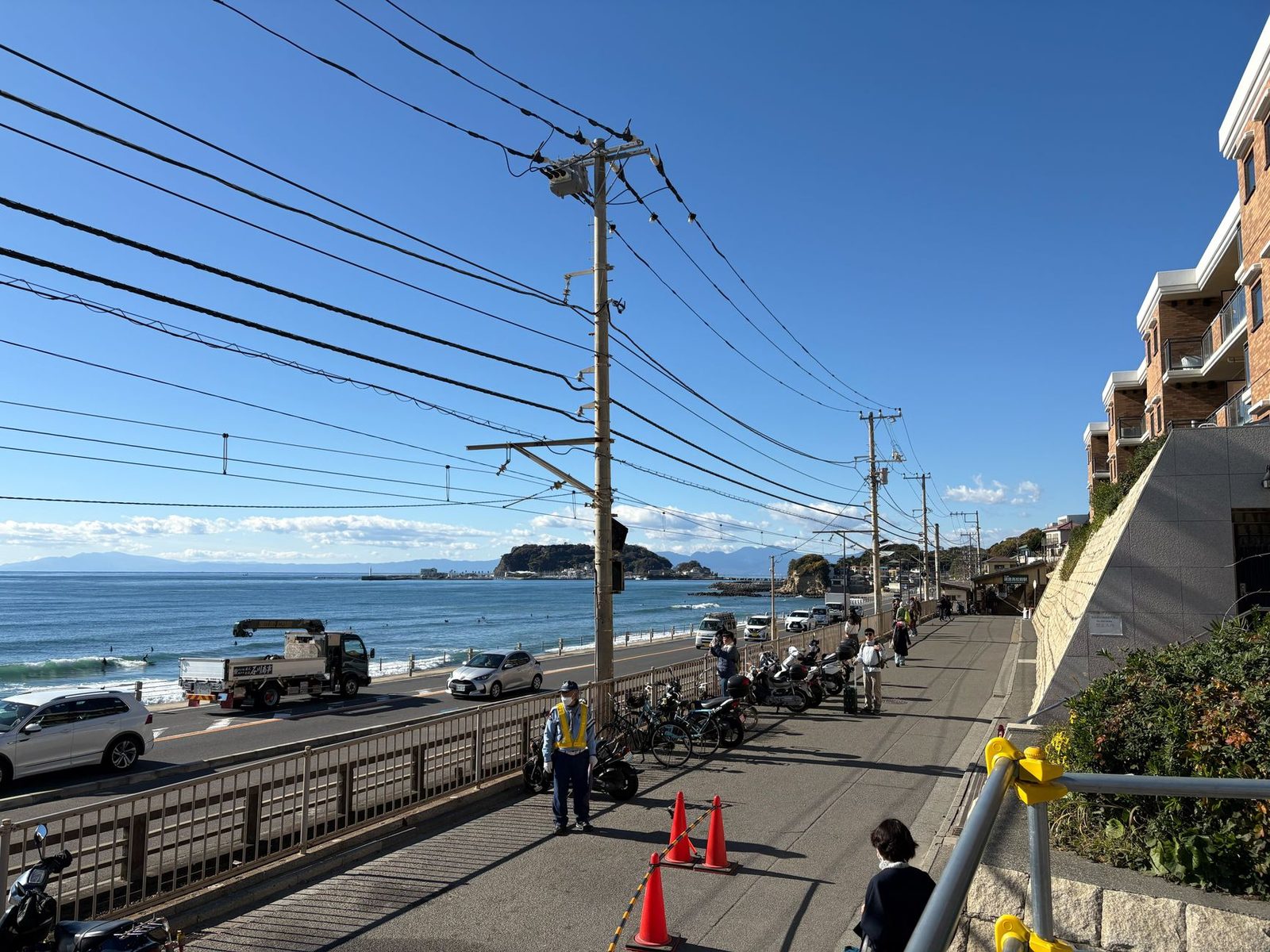 Privater Tagesausflug nach Kamakura und Enoshima im Minivan