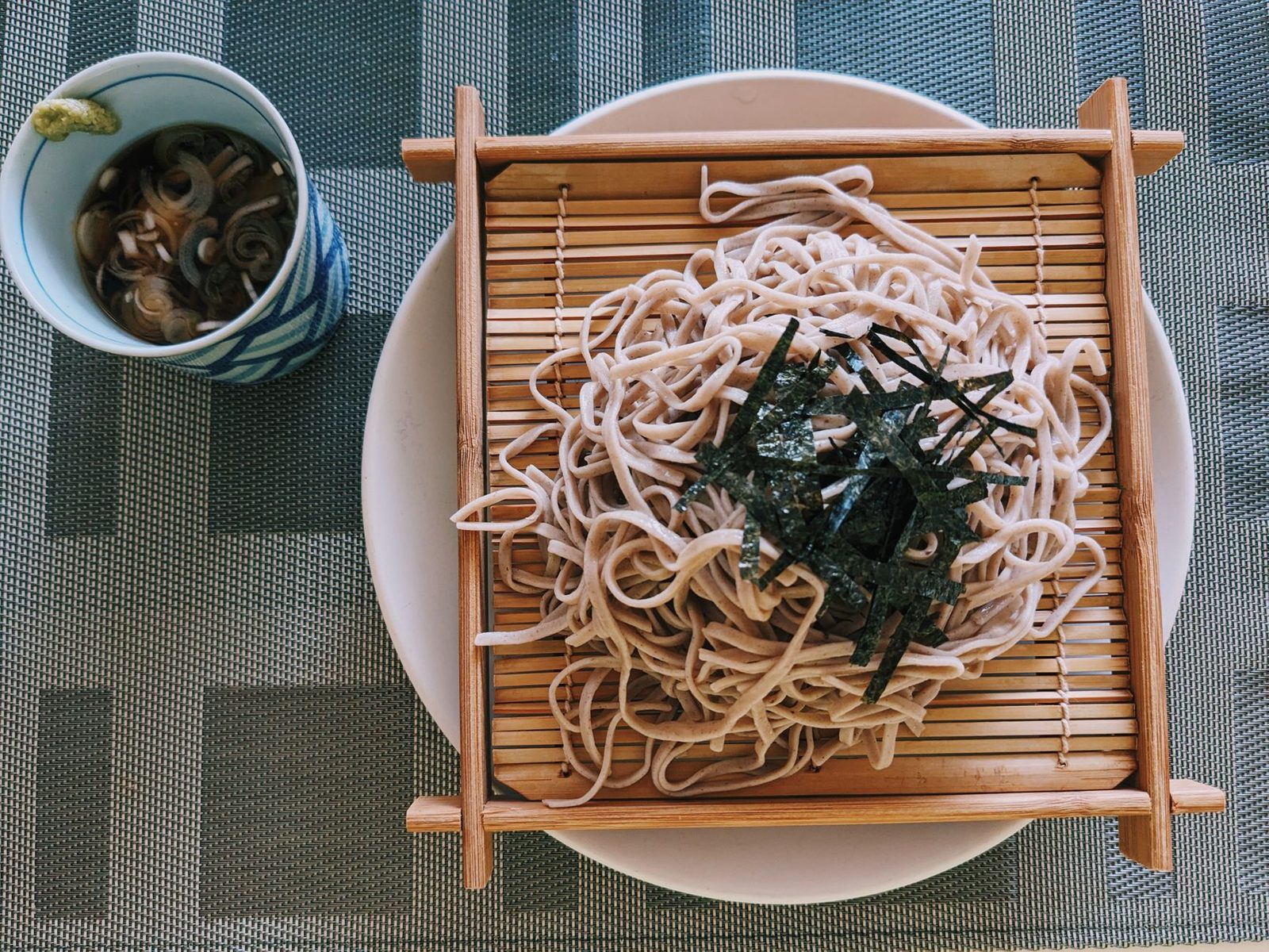 東京の蕎麦:江戸前の粋を味わう老舗ガイド