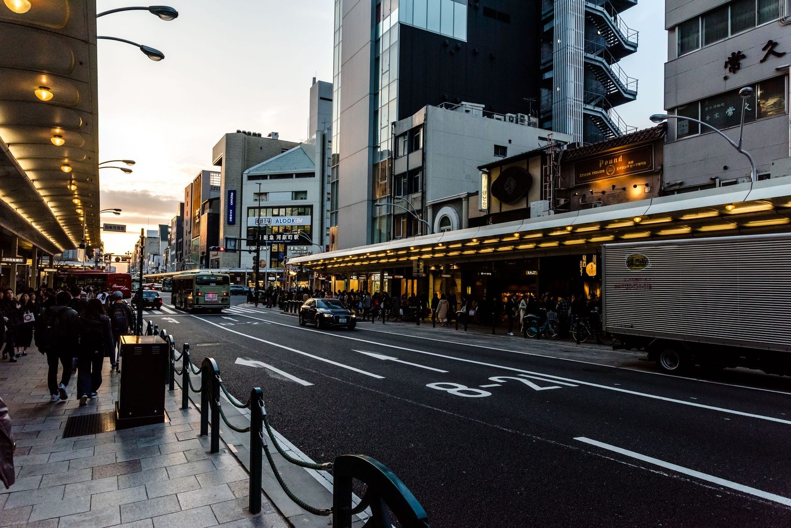 Nachtbus von Osaka/Kobe nach Tokio