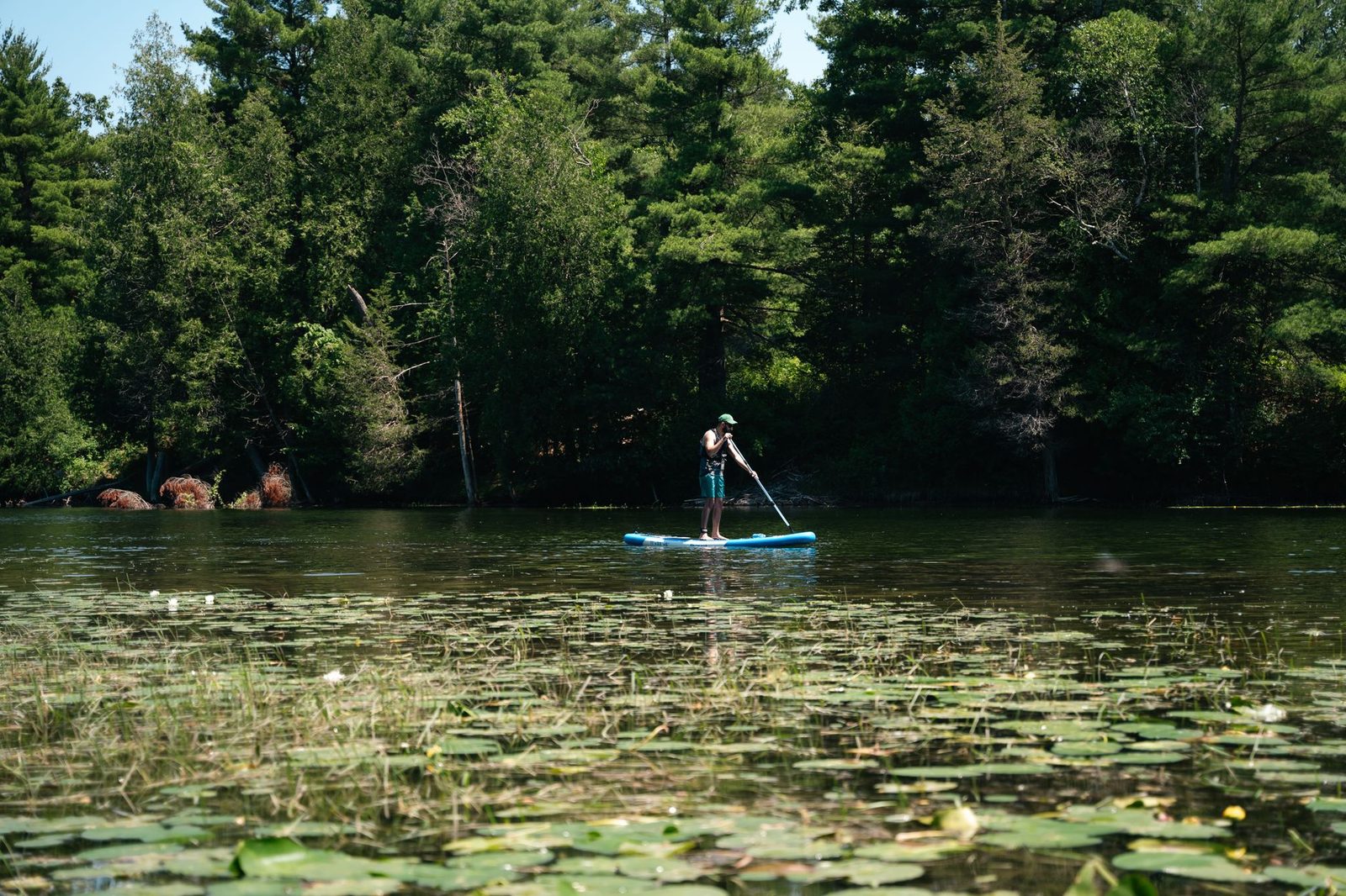 Guía del lago Aoki — El paraíso del SUP, el kayak transparente y la canoa