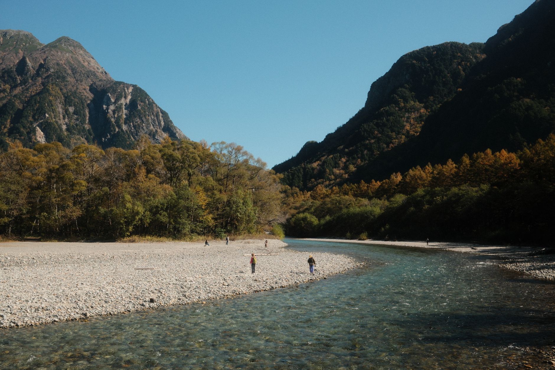 Kamikochi in 3–4 Days: Pairing Matsumoto and Norikura with the Progression of Fall Colors