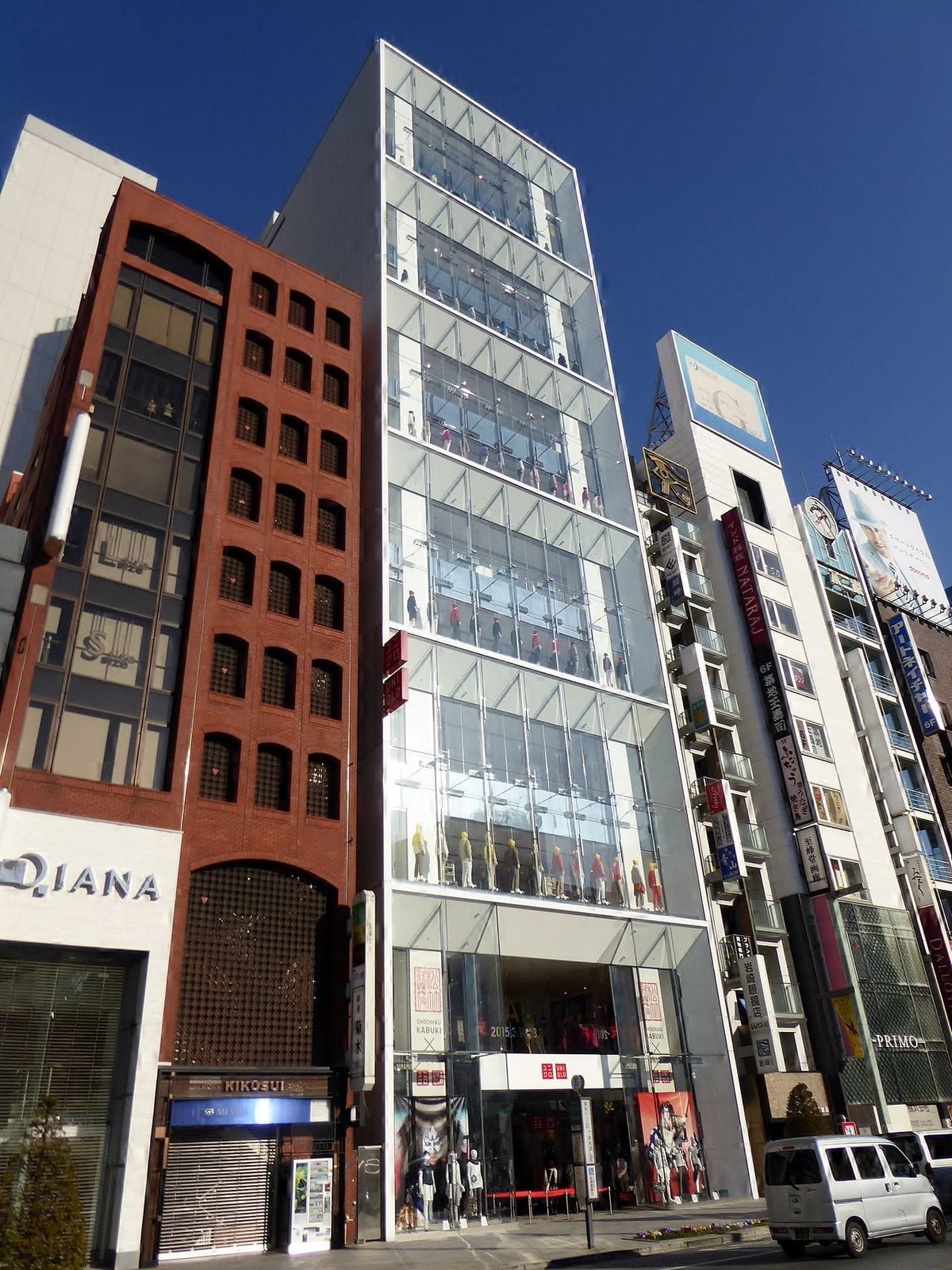 MUJI and UNIQLO Flagship Store Guide: What to Buy in Ginza