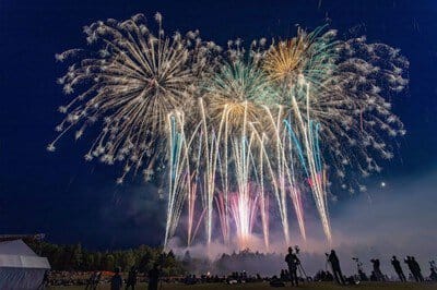 Tokyo – 8/8 奥多摩納涼 fireworks festival