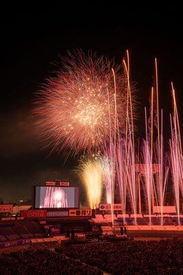 Ishikawa – Festival de fuegos artificiales de verano de Katayamazu Onsen del 1 de agosto