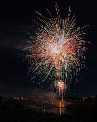 Yamaguchi – Feuerwerk des Kikugawa Summer Festival am 25. Juli