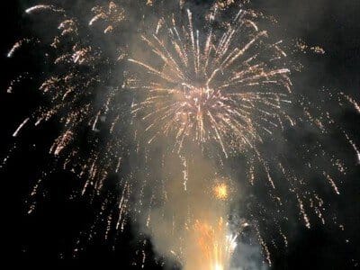 Kyoto – 16/8 宮津燈籠流し fireworks festival