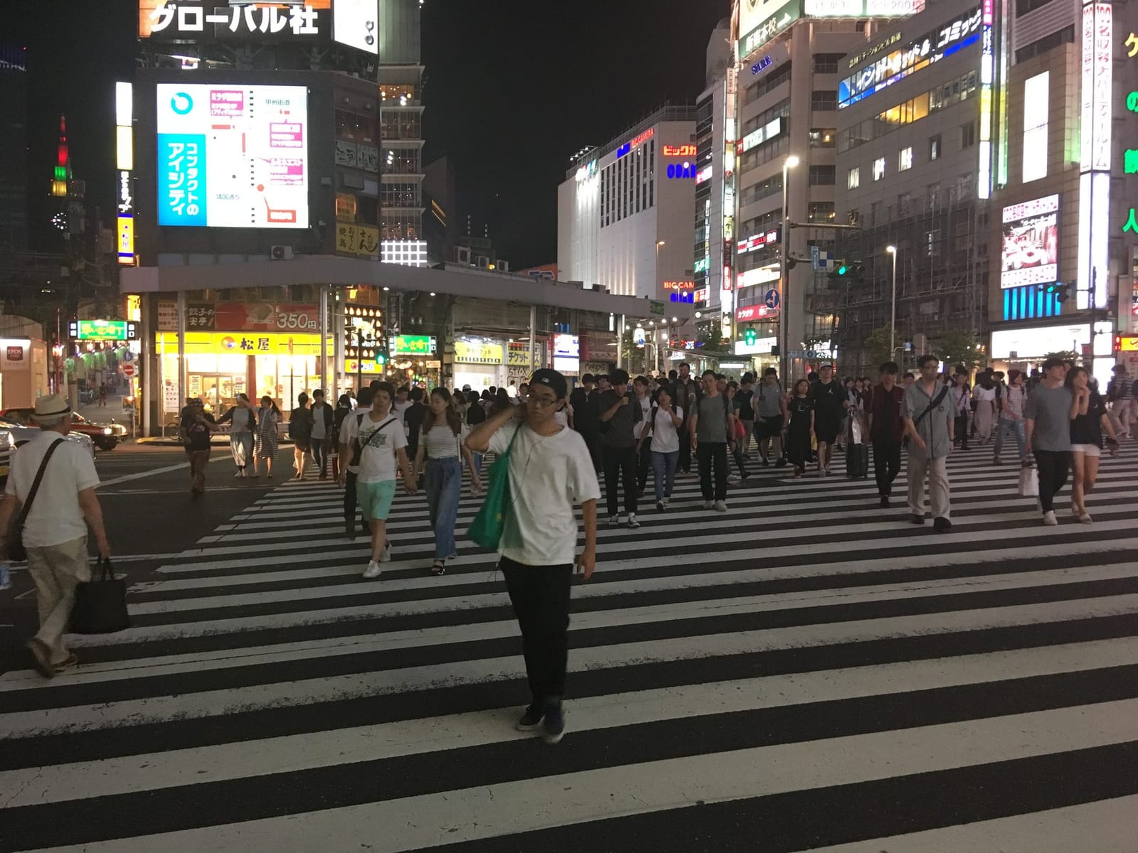 Omoide Yokocho Shinjuku night