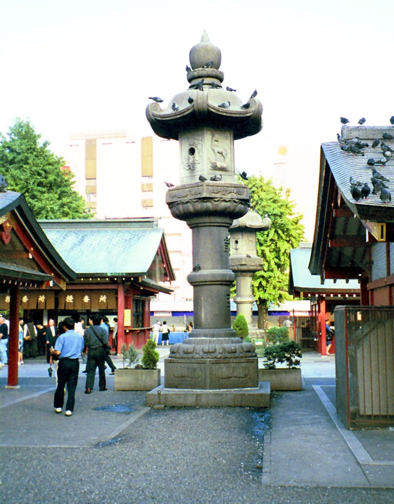 Sensoji temple Asakusa lantern