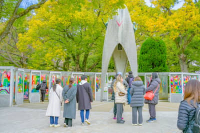 Day Trip to Hiroshima & Miyajima from Osaka with Itsukushima Shrine and Ferry