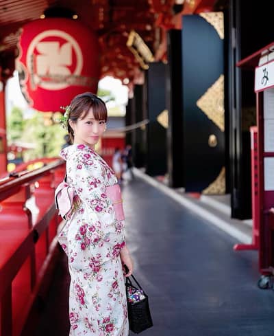 Tokyo・Asakusa Kaga Rental Kimono dengan Penataan Rambut