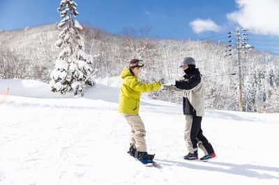 Ryuoo Ski Park Lift Ticket + High-Brand Rental (Snowboard Set & Wear Top and Bottom)