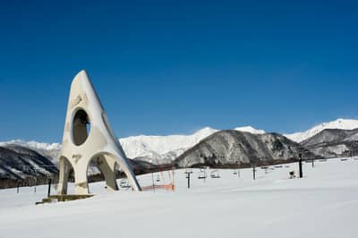栂池山庄度假村（栂池高原滑雪场） 缆车票（1日券、2日券、3日券）+装备租借