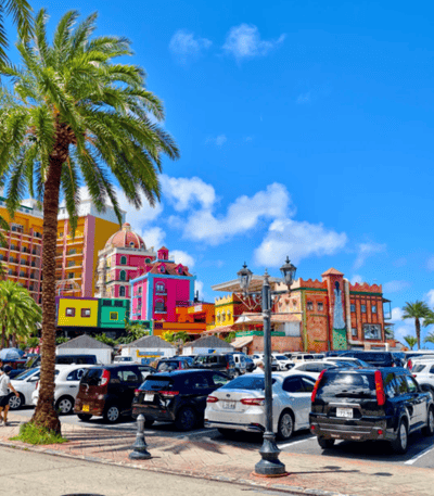 Klassische Nord-Okinawa Tagestour ab Naha: Cape Manzamo, Kouri Island, Okinawa Churaumi Aquarium & American Village — 2