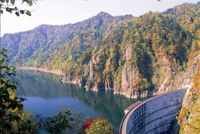Q Toyohirakyo Autumn Foliage Spots & Autumn Gondola & Otaru Canal Course