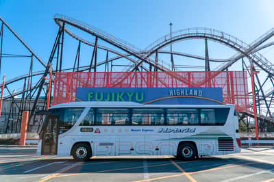 Ikebukuro–Fuji-Q Highland, Kawaguchiko & Mt. Fuji Bus — 3