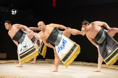 THE SUMO LIVE RESTAURANT 日楽座 GINZA TOKYO Sumo Show お食事付きプラン — 2