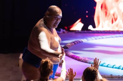 THE SUMO HALL HIRAKUZA OSAKA Sumo-Show Bento-Plan — 2