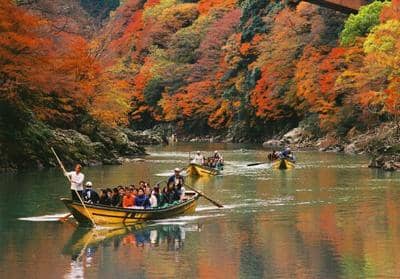 Paseo en barco por el río Hozugawa desde Kameoka, Kyoto — 2