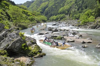Paseo en barco por el río Hozugawa desde Kameoka, Kyoto — 3