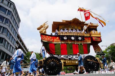 KYOTO Sightseeing “OKOSHI” Bus （AG）Gion Festival (Ato Matsuri) and World Heritage Site Ryoanji Temple