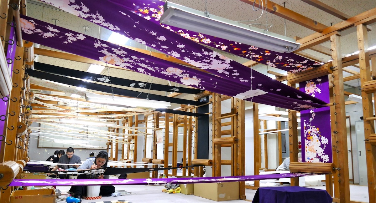 [Kyoto] Kimono Atelier Guided Tour (souvenir included)
