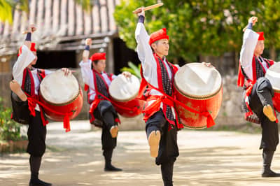 ¡Hasta un 25% de descuento! Entrada a Ryukyu Mura — 6